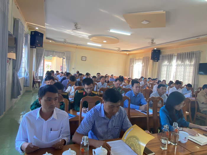 Hoi nghi huong ung ngay phap luat 1